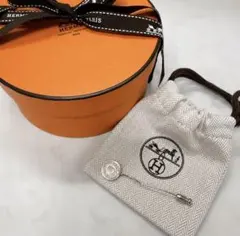 HERMES エルメス セリエ ピンブローチ シルバー 保存袋　箱付きのサムネイル