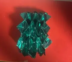 メタリックグリーン 折り紙 装飾品