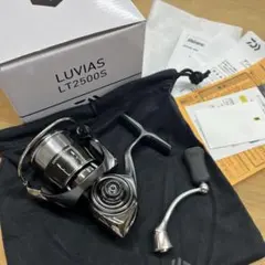 DAIWA LUVIAS LT 2500S-DH　新品【箱に汚れあり．素人保管】 DAIWA LUVIAS LT 2500S-DH 新品【箱に汚れあり．素人保管】 DAIWA