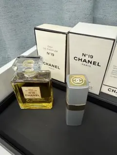 CHANEL N°19 Eau de Parfum 100ml＆15ml セット