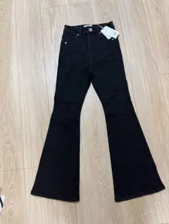 GYDA 新品タグ付き ブラック ブーツカットデニム