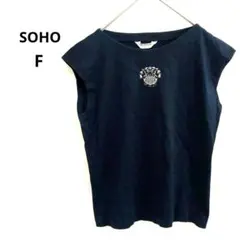 半袖 Tシャツ ノースリーブ 刺繍 エンブレム 上品 ネイビー 紺 綺麗め