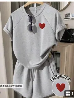 SHEIN ハート刺繍 半袖トップス＆ショートパンツ セットアップのサムネイル