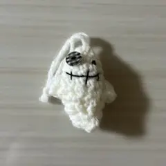 ハンドメイド 編みぐるみ おばけ チャームのサムネイル