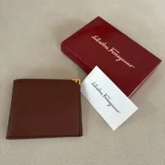 フェラガモ　二つ折り財布　メンズのサムネイル