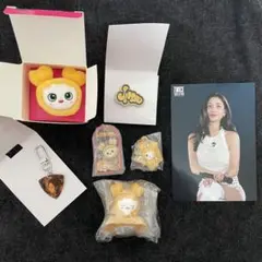 TWICE ジヒョ　グッズ　まとめ売り　7個