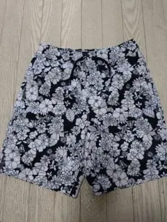 ギャップ　 花柄水着 　XL 150