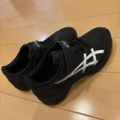 ASICS キッズ　スニーカー 21.5cm