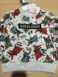 しまむら　仮面ライダーマイス　トレーナー