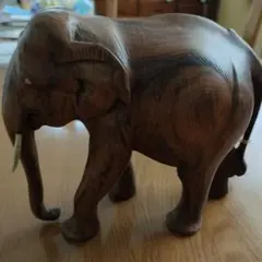 木製手彫り象 約17cm