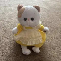 basik&co ねこ 　猫のぬいぐるみ 黄色のドレス
