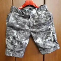 Item thumbnail for item 71633332-7950-46da-a6ff-a6653f4bf283