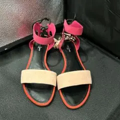 Louis Vuitton リタ フラットサンダルのサムネイル