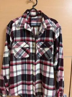 UNIQLO 長袖チェックシャツ 赤白黒