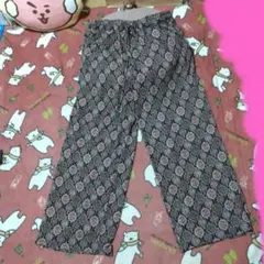アベイル　ズボン