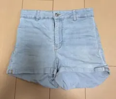 H&M DIVIDED ハイウエスト デニムショートパンツ ライトブルーのサムネイル