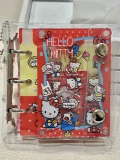 ハローキティ♡シャカシャカシールバインダー