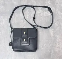 本革　TILA MARCH ティラマーチ レザー ミニショルダー ロゴミニバッグのサムネイル