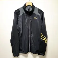 Item thumbnail for item af8d1e2b-1bdc-4b56-ac16-ab685e40b629