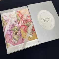 クリスチャンディオール　ハンカチ　スカーフ　新品　箱付き