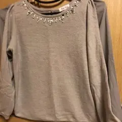 ニット トップスのサムネイル