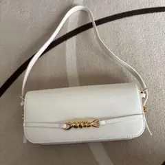 【CHARLES &KEITH 】ショルダーバッグ