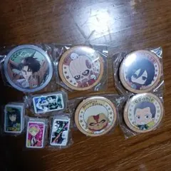 進撃の巨人 缶バッジセット、鬼滅の刃消しゴム