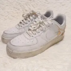 ナイキ エアフォース 1 WMNS LX ホワイトペンダント 25.5