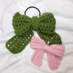 編み物 かぎ編み リボンヘアゴム アクセサリー ハンドメイド（緑・ピンク）