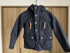 ネイビーのフードジャケット(取り外しフリースベスト付き)