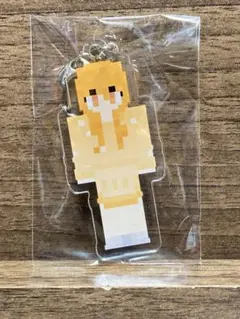 カラフルピーチ　アクリルキーホルダー　えとさん