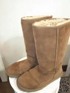 UGGムートンロングブーツ＊クラシック♡箱付き明日まで4,000円