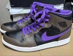 Nike Air Jordan 1 Mid "Palomino"のサムネイル