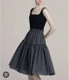 最終お値下げフォクシー・Daisy Lin 新品タグ付きスイングスカートのサムネイル