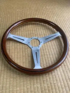 ステアリング NARDI CD83 18-6 385mm - メルカリ