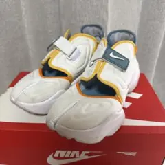 NIKE ウィメンズアクアリフト　サイズ:US8.5