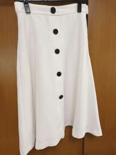 スカート　美品　ストロベリーフィールズのサムネイル