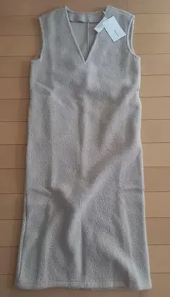 ロングワンピース ノースリーブ グレージュ M 新品 未使用