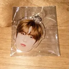 INI XQUAREMASTERPIECE 許豊凡 顔アクリルキーホルダー