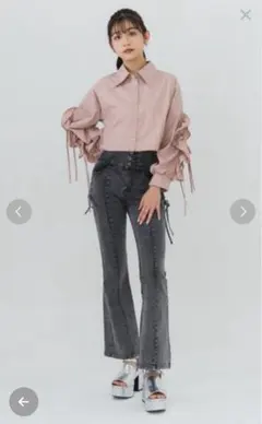 REDYAZEL サイドリボンレースアップフレアデニムパンツ