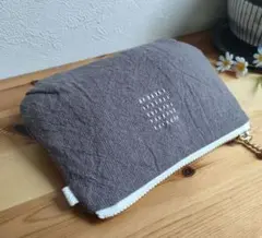 Item thumbnail for item 63776b14-b5b7-44fa-a244-e49c0854e446