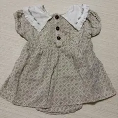 小花柄 刺繍襟 フリル ロンパースワンピース ベビー服のサムネイル