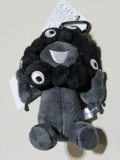 カラビナ付き　黒ミャクミャク　ぬいぐるみ　座り　(未使用)