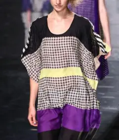 ISSEYMIYAKE イッセイミヤケ　個性的　千鳥ロングチュニック　ワンピースのサムネイル