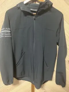 Under Armour ブラック マウンテンパーカー M