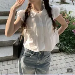 フリル付きホワイト半袖ブラウスのサムネイル