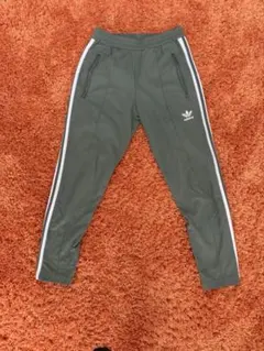 adidasサイドストライプ ジョガーパンツ XS