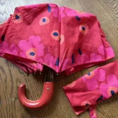 marimekko ジャンプ折りたたみ傘 ピンク 花柄のサムネイル