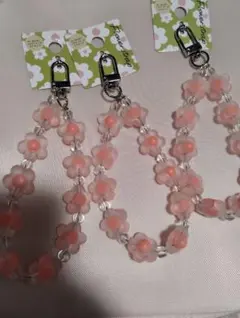 ストラップ　３つ