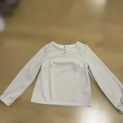 index ホワイト長袖シャツ パールボタン付き